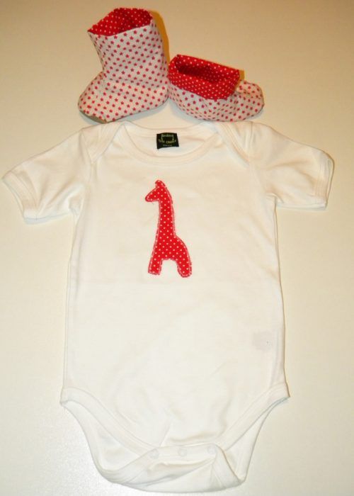 Giraffe Red baby Shoes Boots Onesie Giraffe Red baby Shoes Boots Onesie